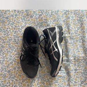 Asics Women's Black and White Athletic Shoes